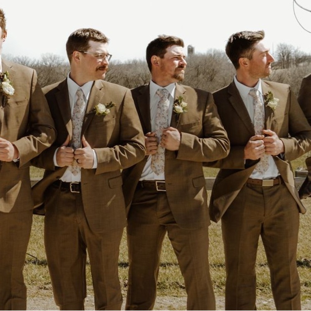 White floral Silk Tie - Groomsmen tie
